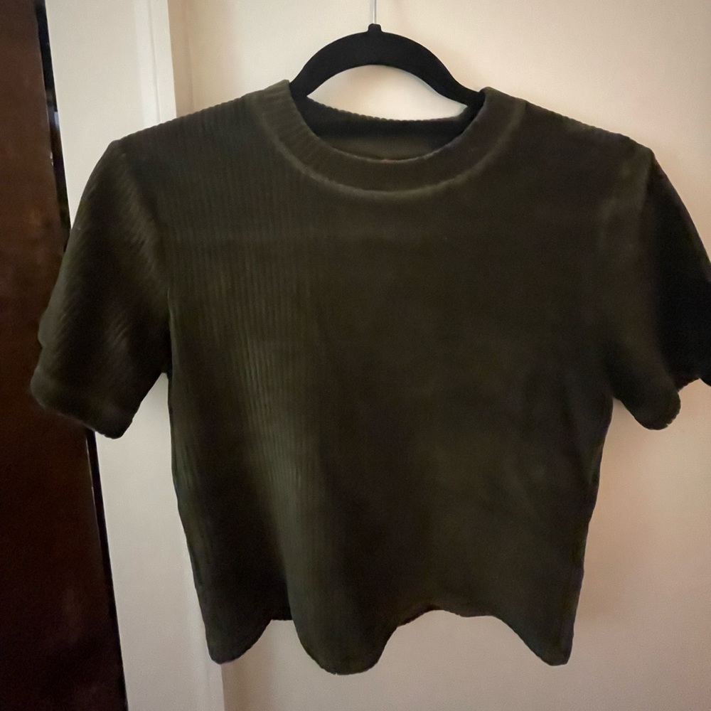 New with tags! Forest green corduroy top!
